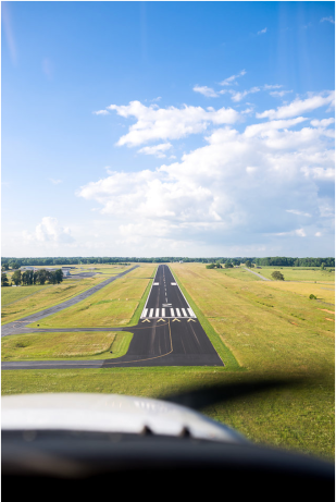 Approach to Runway 2 at FYM